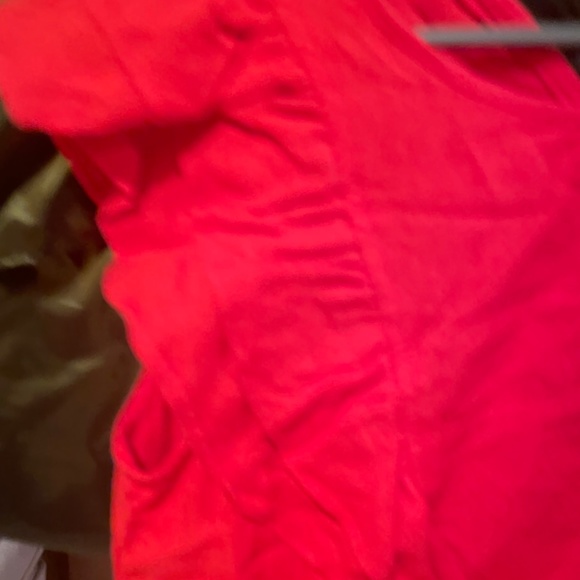 Red, elastic Express top. Unique. - Picture 2 of 5